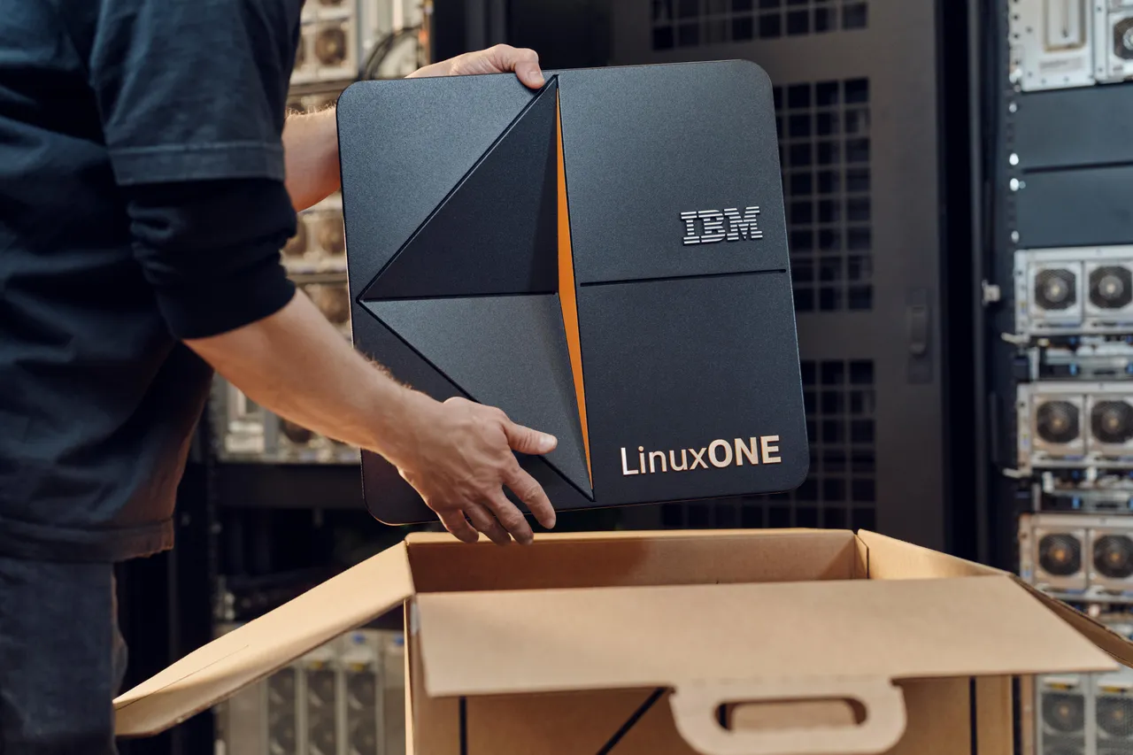 LinuxONE Emperor 5 by IBM: Unraveling the Future of Enterprise Computing