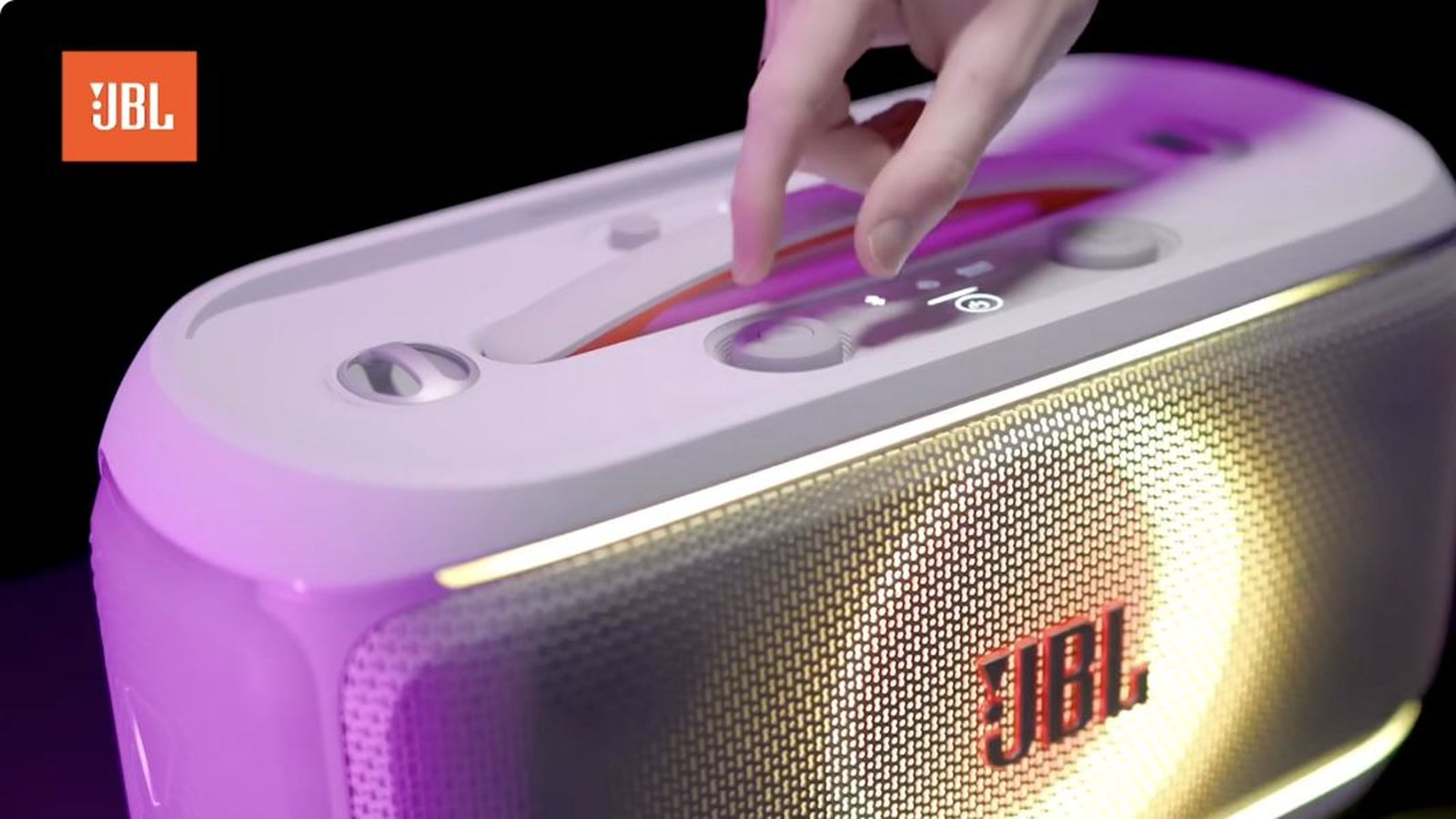 JBL PartyBox On-The-Go 2 Plus Review: EasySing Tested