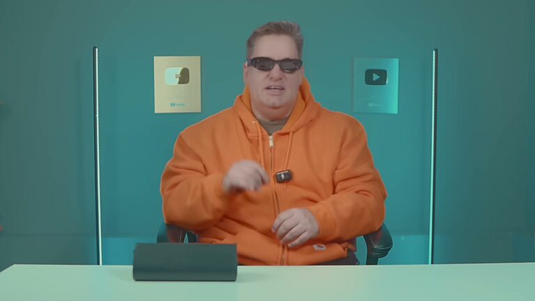 Curtis Pyke wearing the Meta Starfire Kylie Edition during Kingy's video review